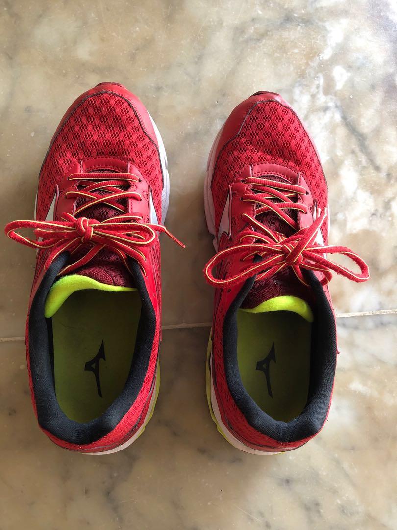 Mizuno wave inspire store 12 running shoes