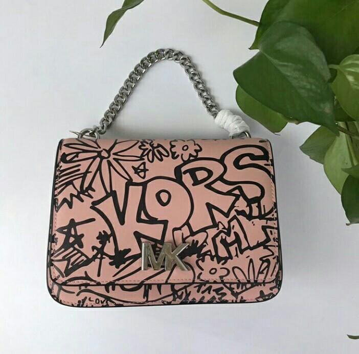 Michael kors deals mott graffiti