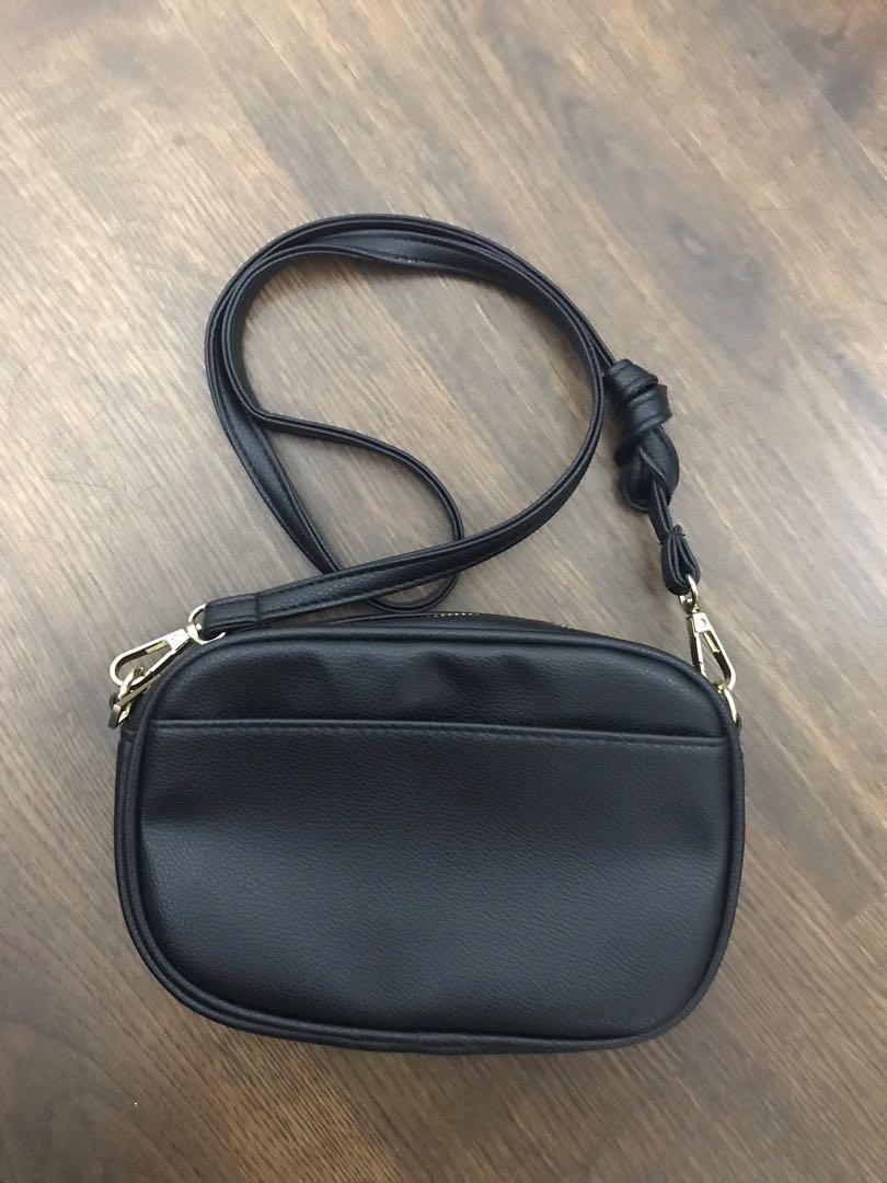 Rubi sling bag clearance
