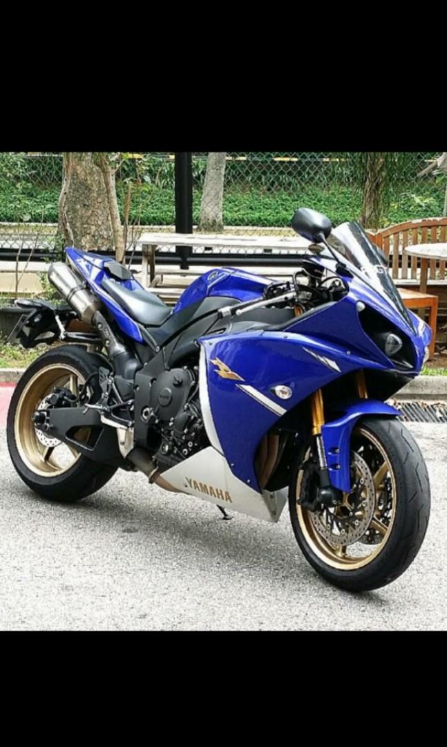 R1 Crossplane Photos