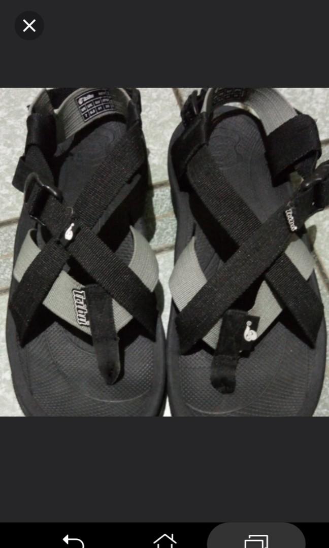 tribu slippers price