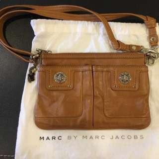 Marc By Marc Jacobs 小馬克斜背包/手拿包