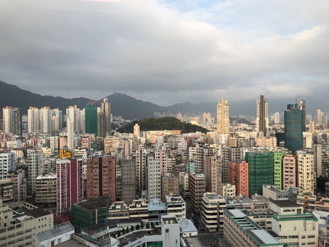 High-floor studio with open views and private toilet63438784712067110