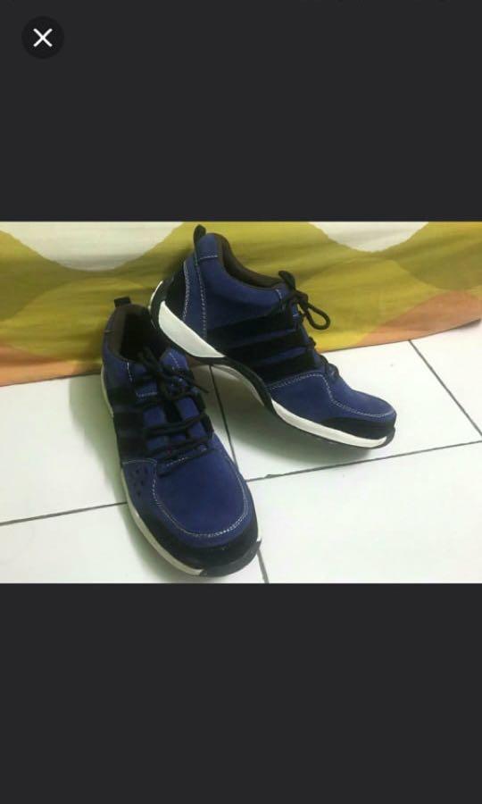Adidas work boots steel sale toe