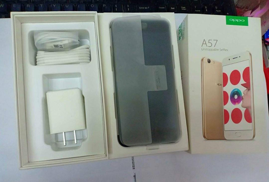 Brandnew Oppo A57 (Category: OPPO) located in Caloocan City. Submitted by anglla21 (Listing ID 222902414, Image 1). Description: Brandnew and complete package.
