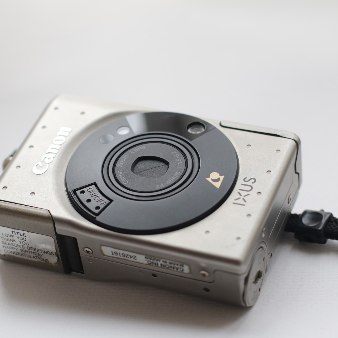 canon ixus ix240