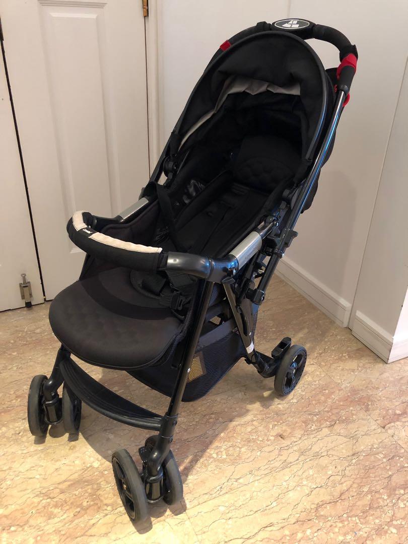 combi urban walker lite