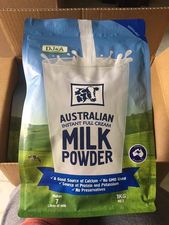 DJ&A Australian full cream milk powder 1kg, Food & Drinks, Packaged & Instant Food on Carousell