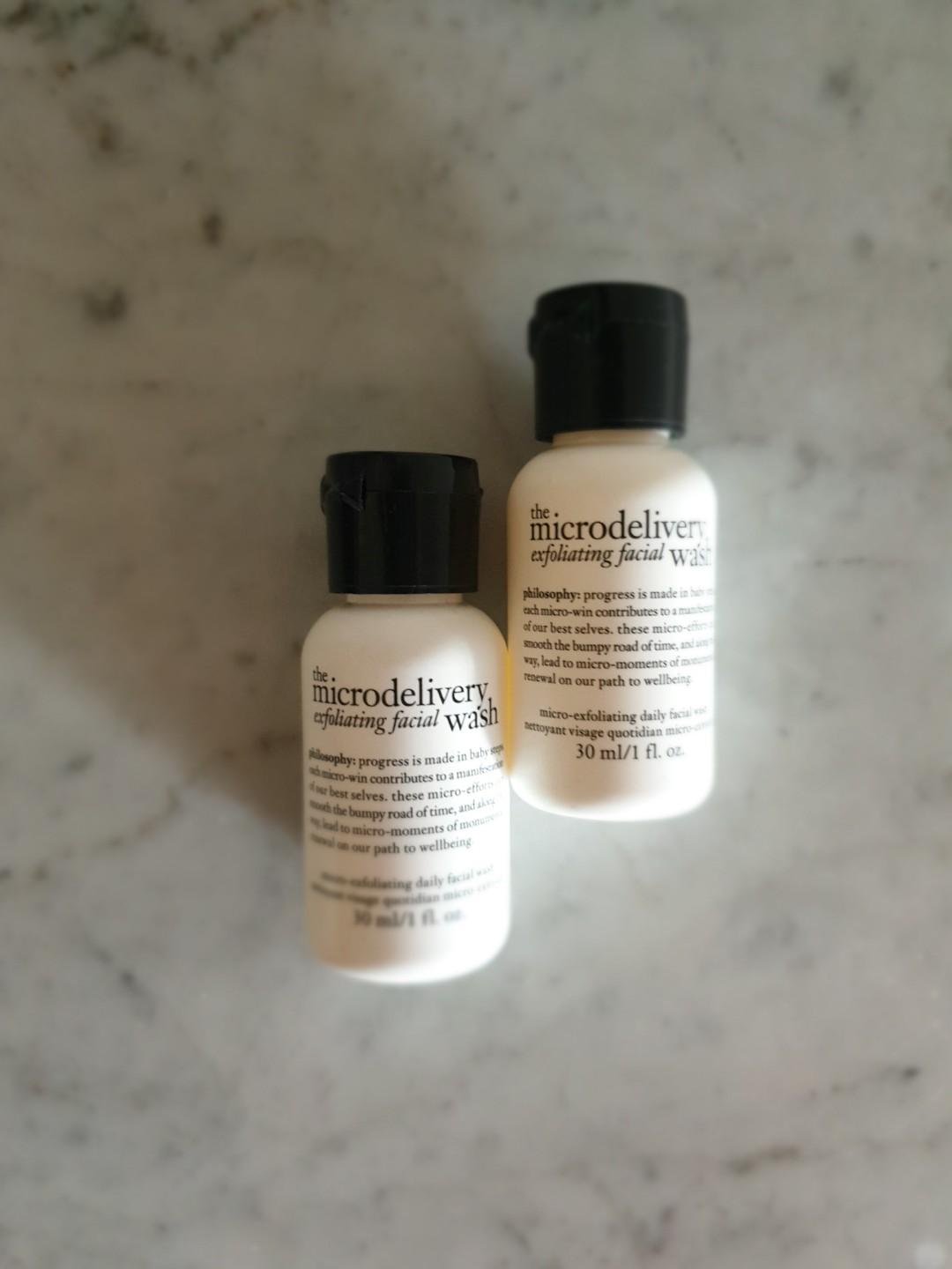 microdelivery exfoliating facial wash