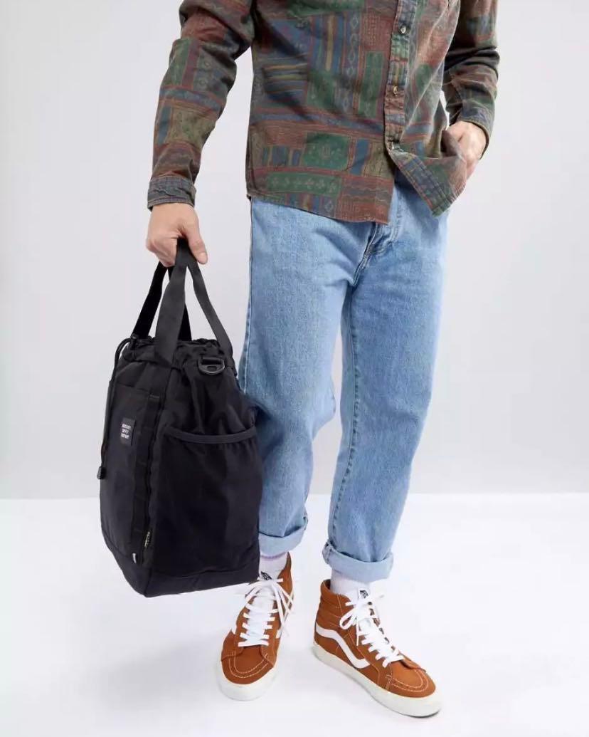 Herschel barnes tote bag 2025