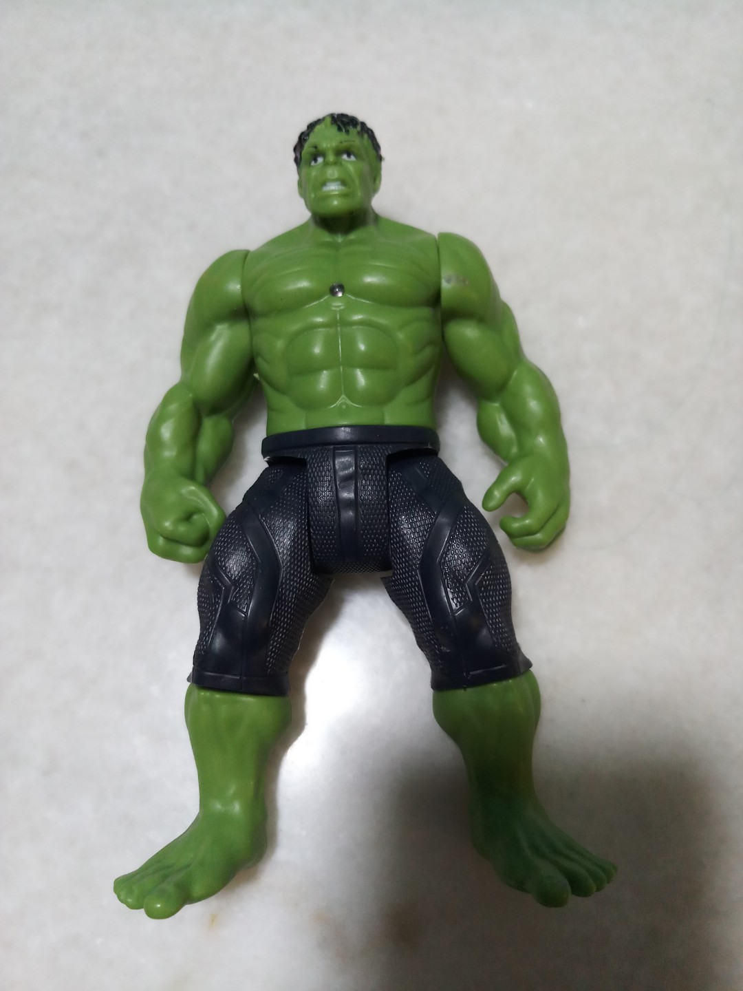 small hulk figure