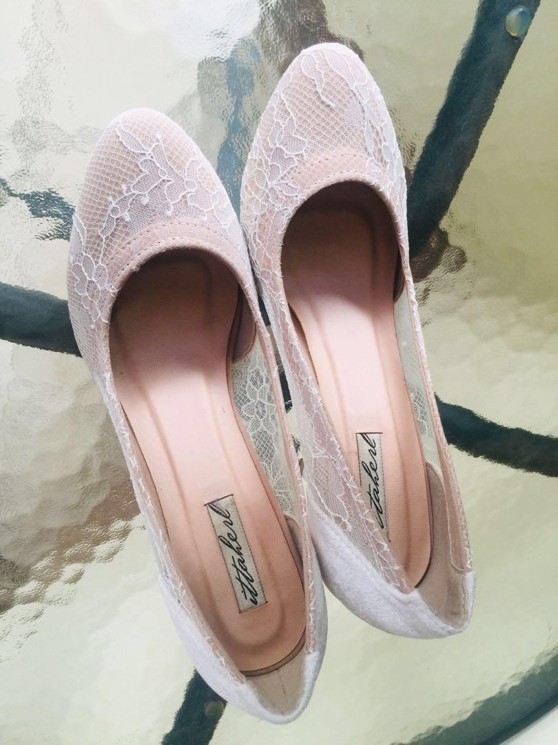 Ittaherl High Heels Lace White Women S Fashion Women S Shoes On Carousell