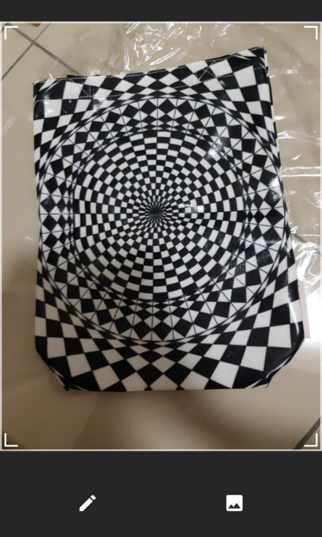 christian dior one utama