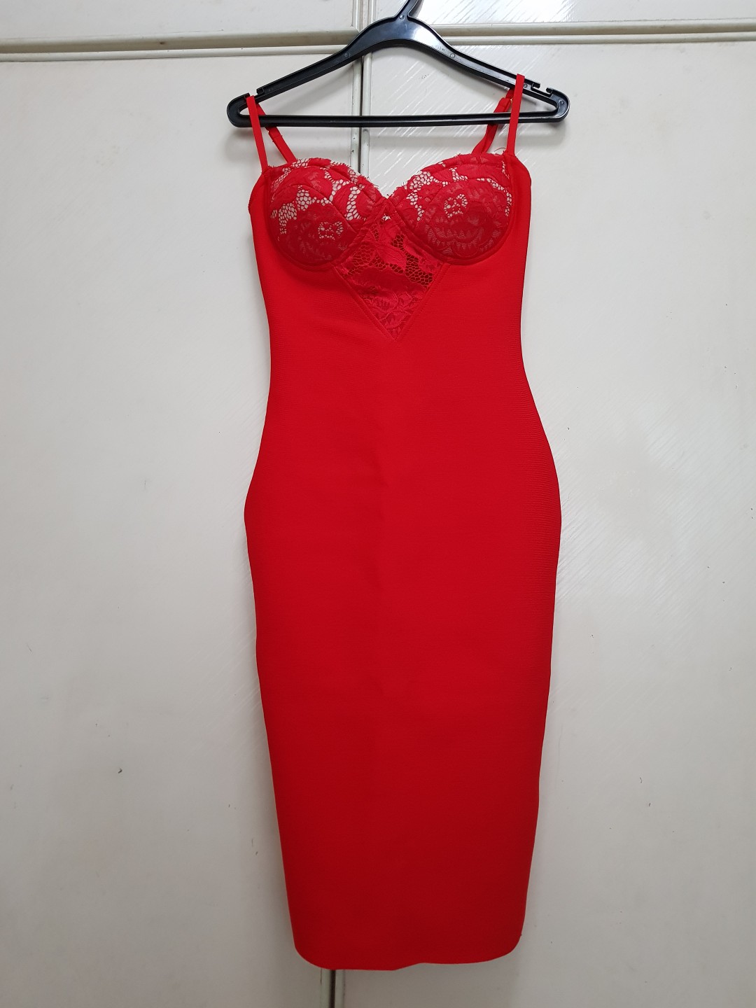 Red Dress / Padded / Bra / Bodycon / Evening dress, Women's Fashion, Dresses  & Sets, Dresses on Carousell