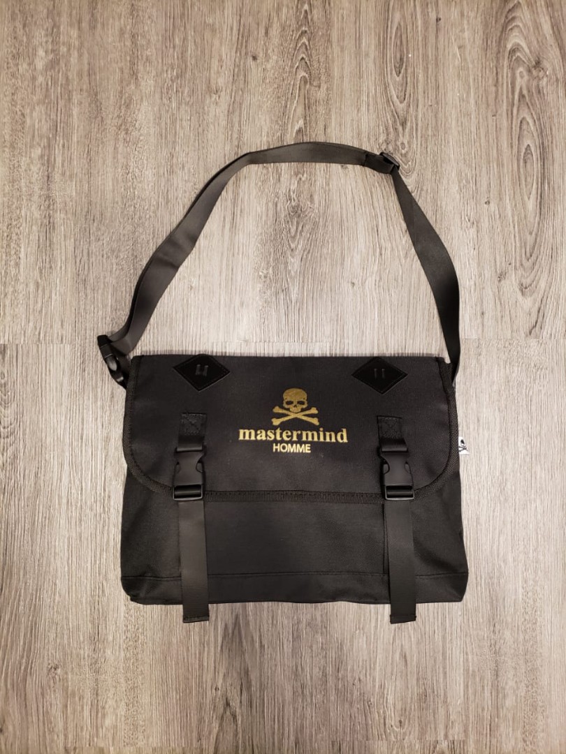 mastermind sling bag
