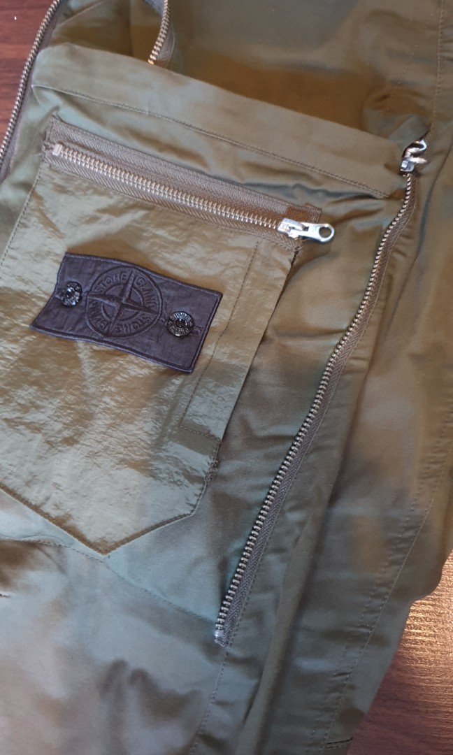 stone island convert pants