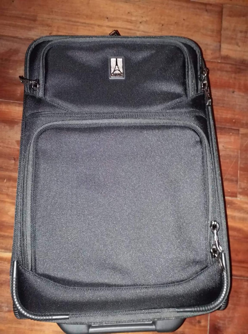 travelpro flight crew bags