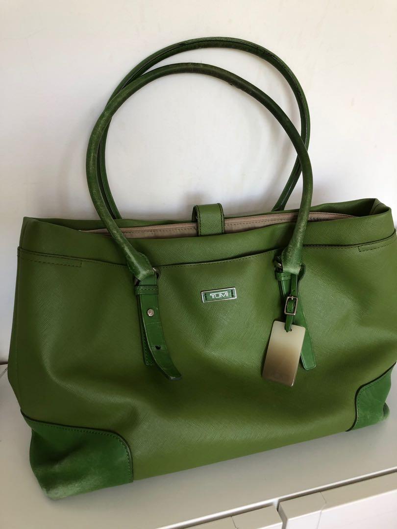tumi tote bag price