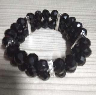Two layered black beads bracelet with faux diamonds
