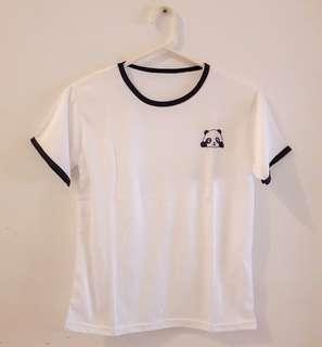 Kaos Panda Putih