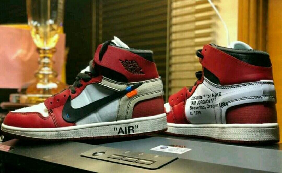 Air Jordan 1 CHICAGO X OFF WHITE