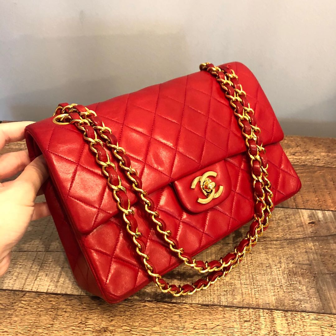 Chanel Vintage Red Medium Classic Flap Bag GHW  Labellov  Buy and Sell  Authentic Luxury