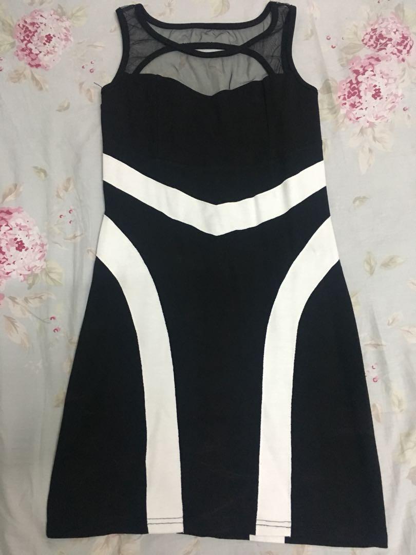 Black and white party dress (Category: Evening dresses & gowns) located in Quezon City. Submitted by trache16 (Listing ID 223114008, Image 1). Description: Used only once. .