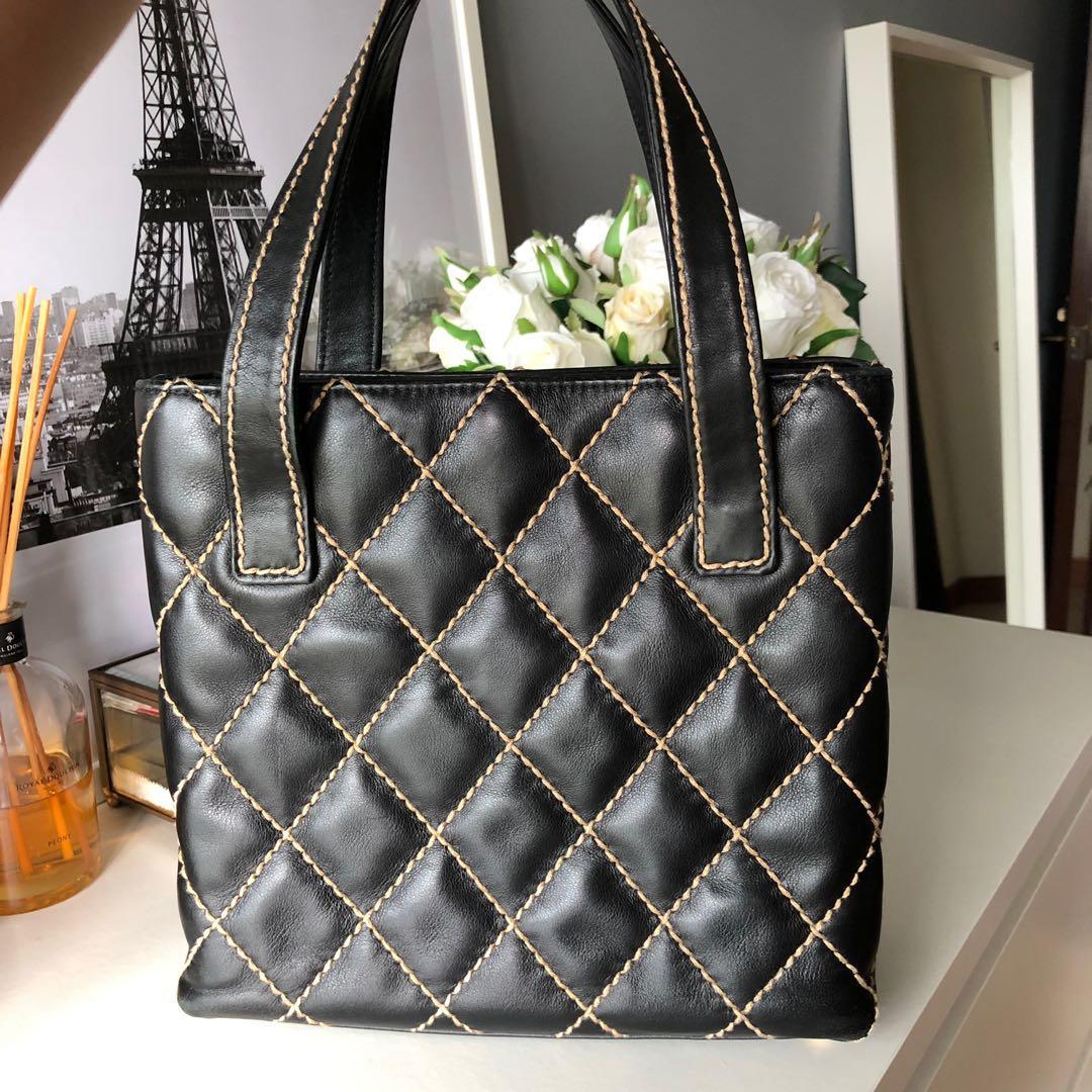 CHANEL Calfskin Contrast Stitch Surpique Tote Black, Luxury, Bags & Wallets  on Carousell