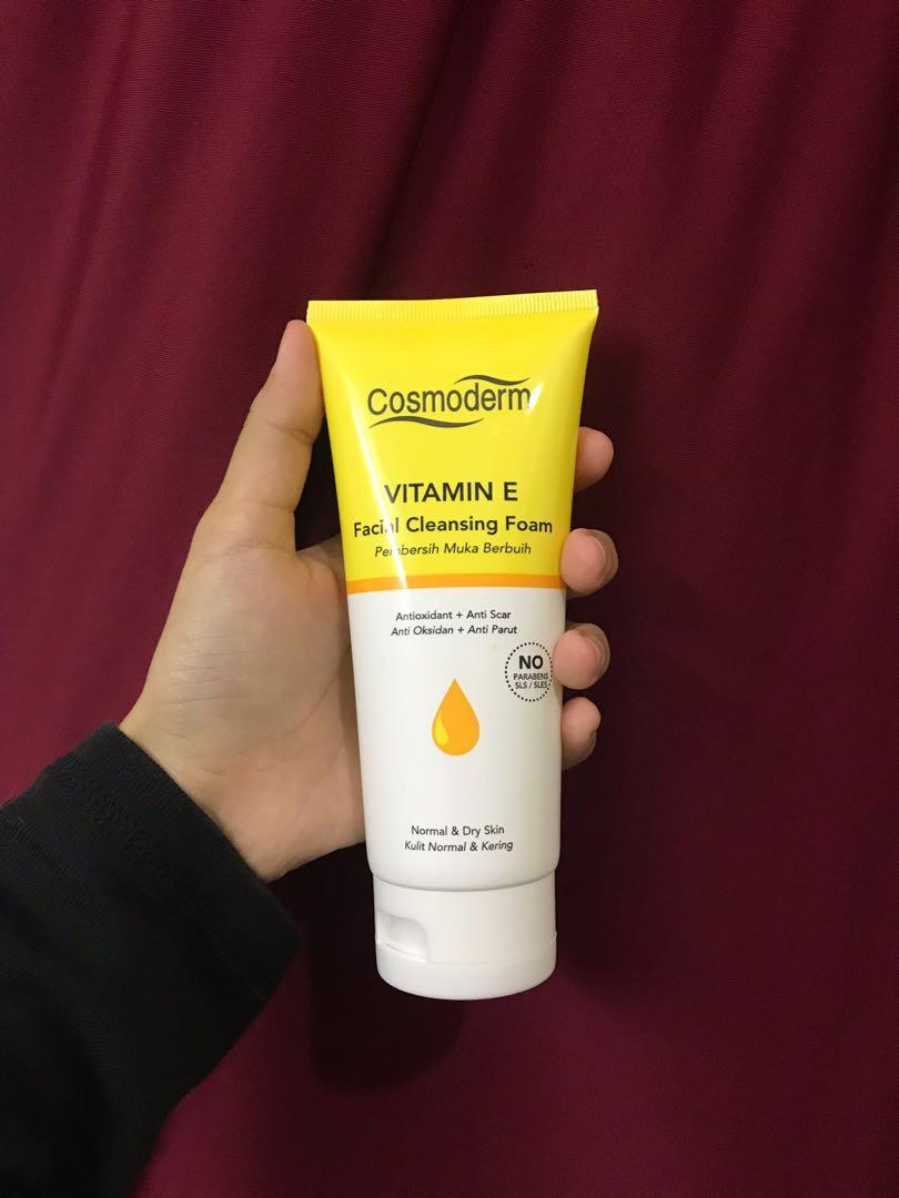 cosmoderm vitamin e cleanser