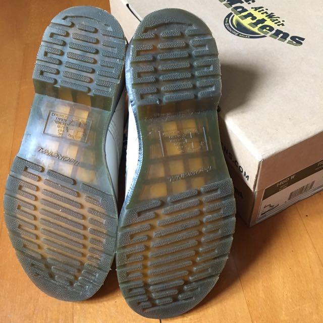 dr martens 1460 white patent