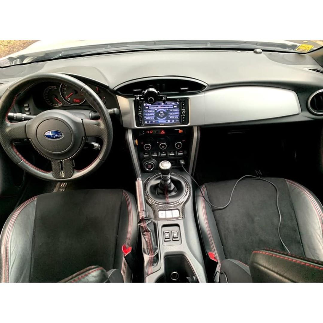 Fb搜尋桃園阿承 速霸陸超人氣brz手排跑4萬13年2 0 白色二手車中古車 汽車 汽車出售在旋轉拍賣