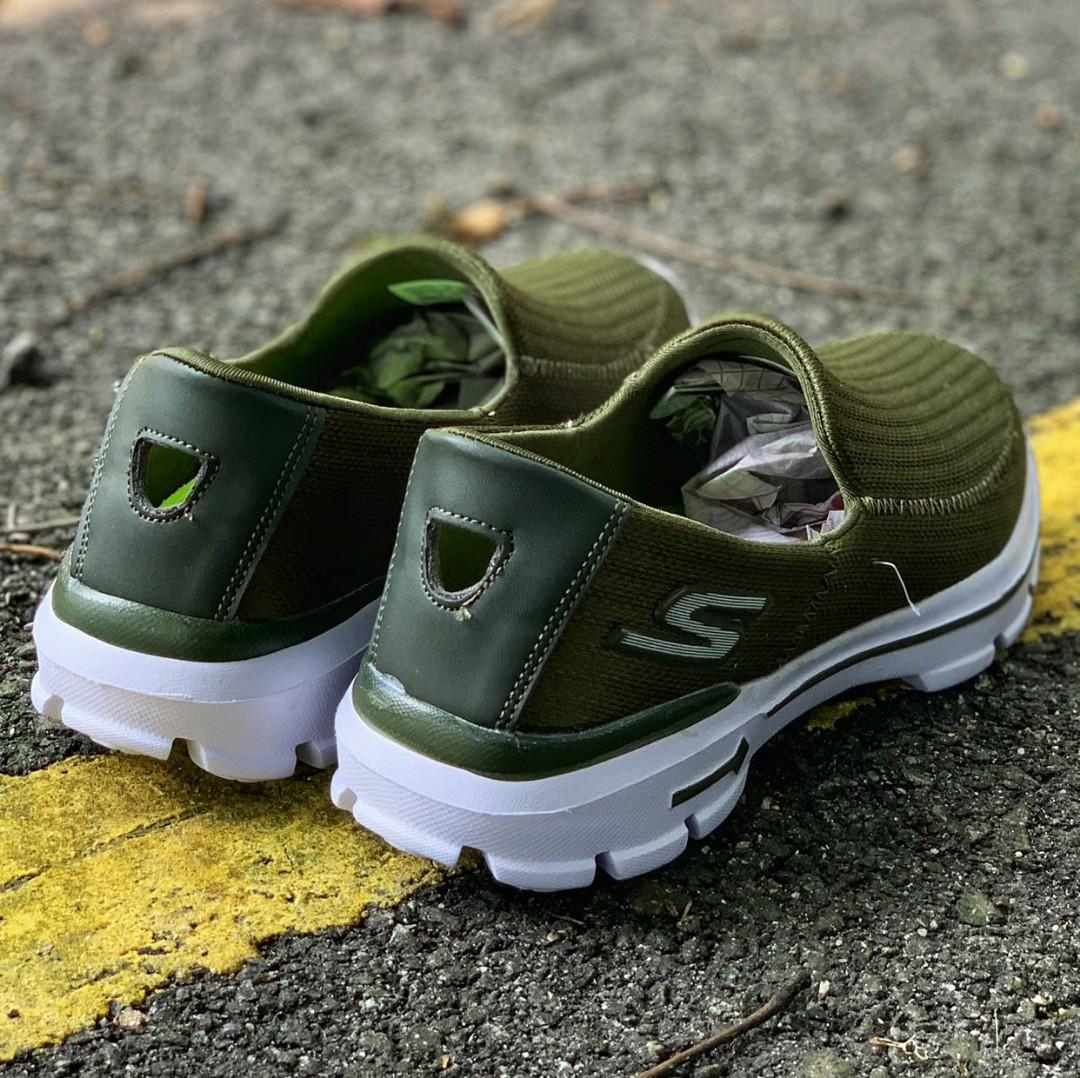 Skechers go hot sale walk green