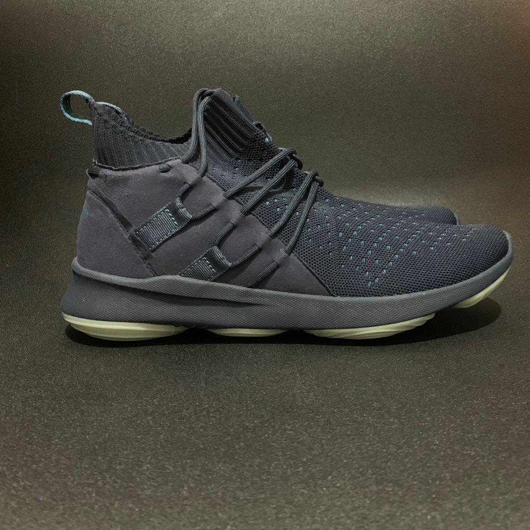 Hush sales puppies volt