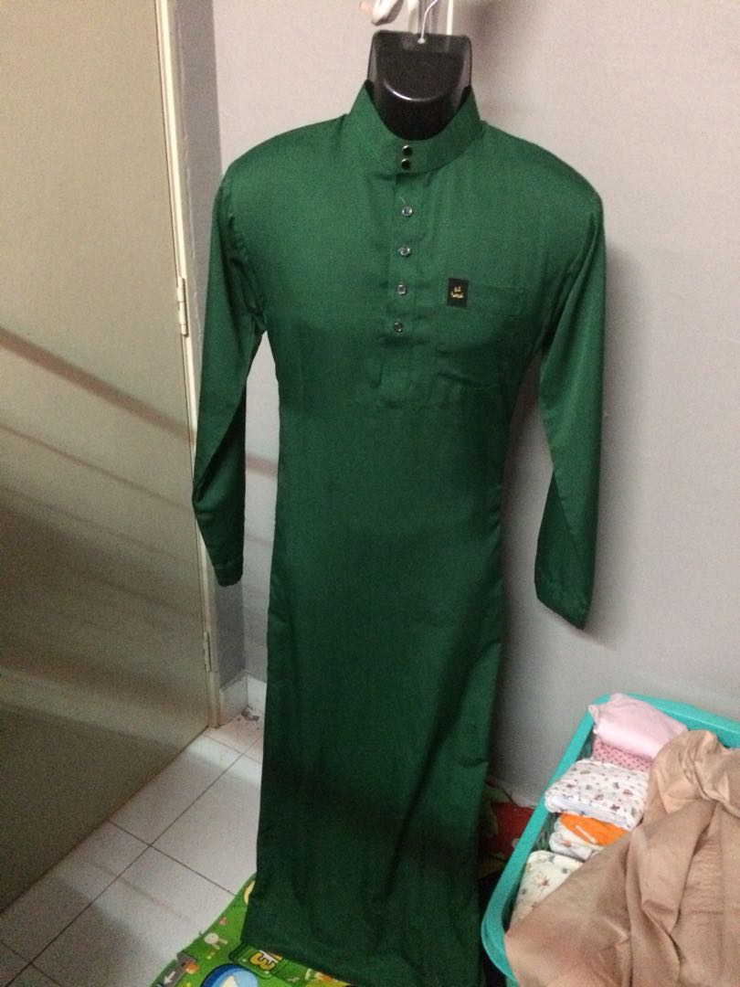 hijau emerald dress