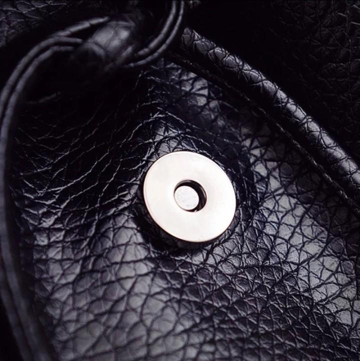 Korean Leather Backpack (Category: Backpacks) located in Makati City. Submitted by glammodaph (Listing ID 223136129, Image 3). Description: #listforsm.
