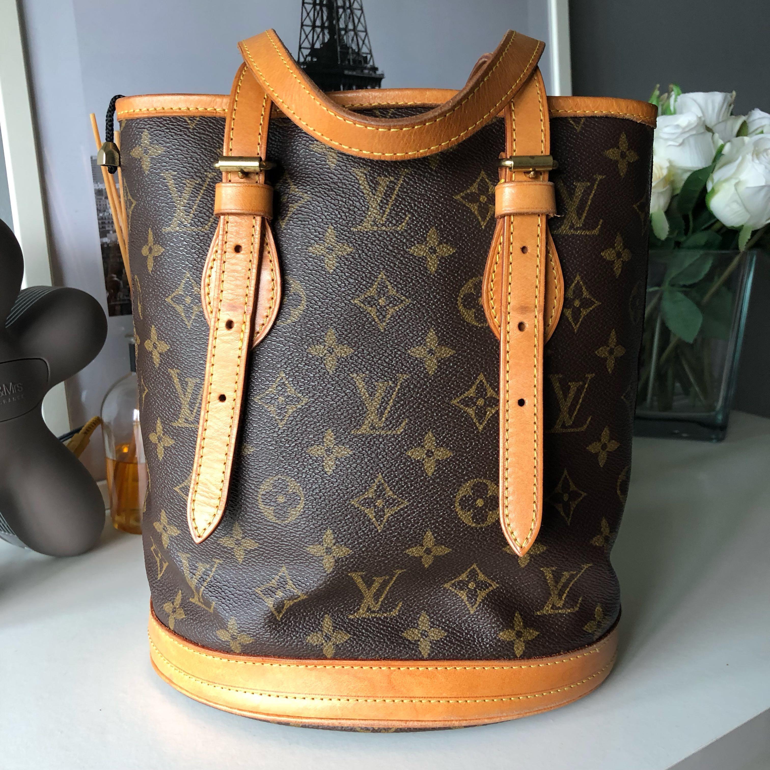 Bags, Louis Vuitton Monogram Petit Bucket Bag
