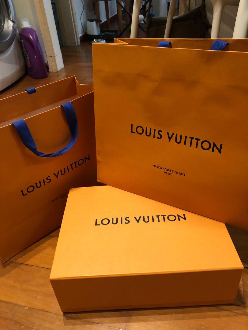 Louis Vuitton Brown Paper Shopping Bag Purse Size 15.7x13.5x6