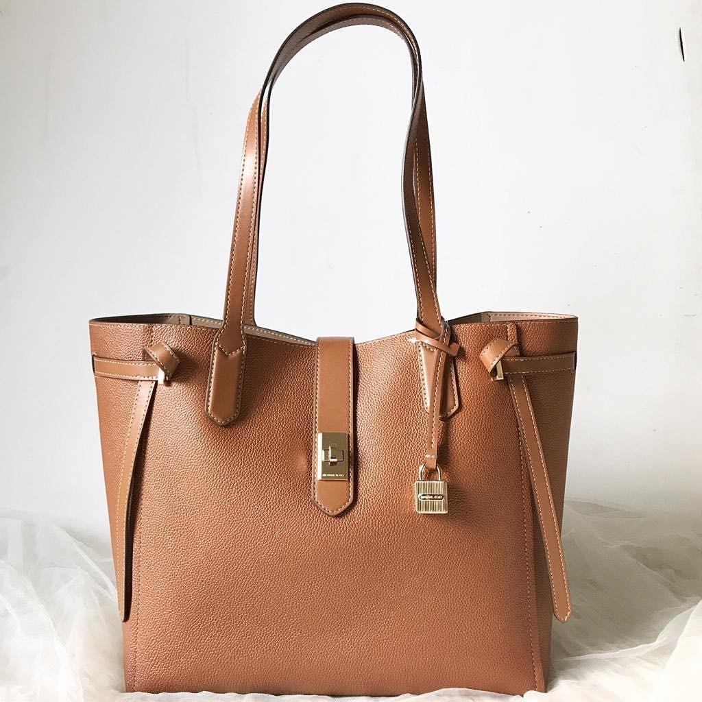 Michael kors hotsell cassie tote