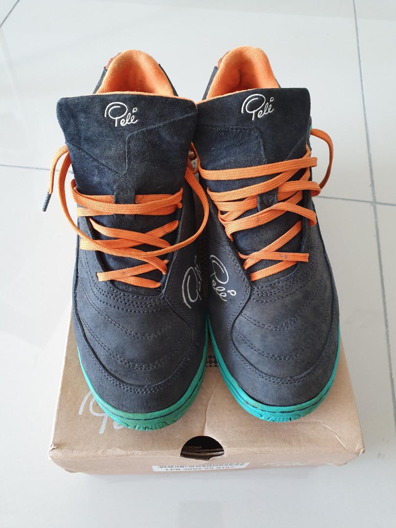 Pele futsal clearance shoes