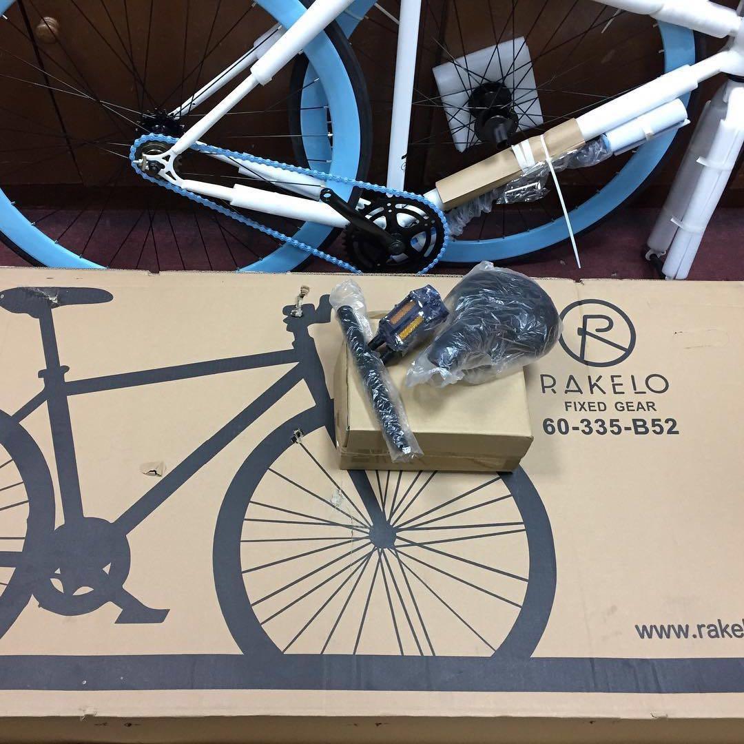Rakelo fixed gear outlet