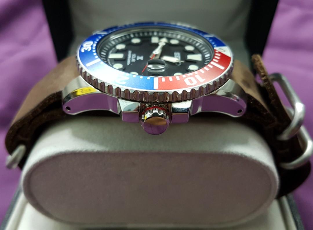 Seiko Prospex Solar Pepsi Diver s 200M SNE439 SNE439P1 SNE439P
