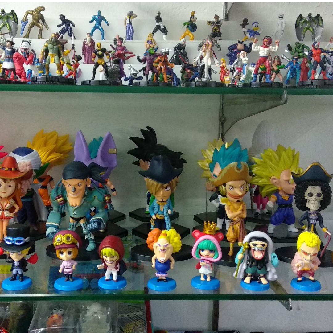 Miniature anime figures on sale