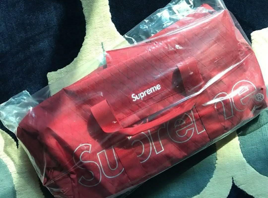 Supreme Duffle Bag (FW18) Red - FW18 - US