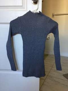 Ribbed turtle neck