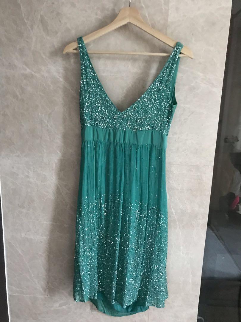 green emerald velvet dress Patrizia Pepe Donna Abito Lungo con Spalline Incrociate 2A3044 A052 ALGAE  GREEN – Khloefemme main image 0
