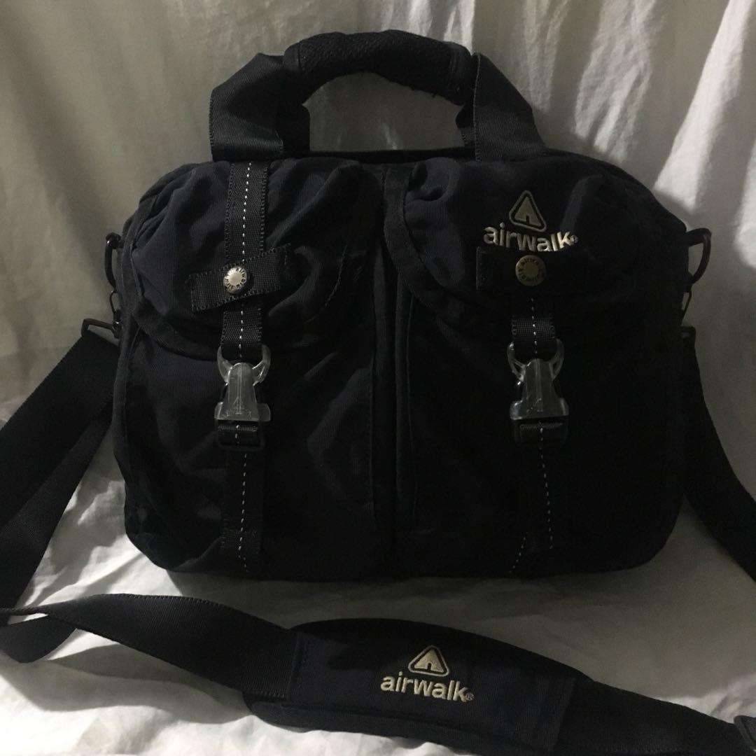 airwalk sling bag price