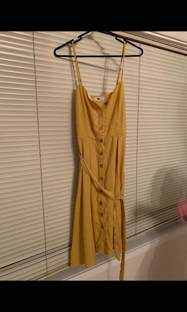 Brand New Yellow Dress Temt Tags Women S Fashion Clothes On