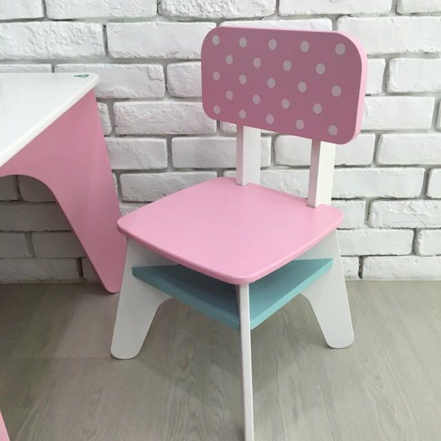 Elc table clearance and chairs pink