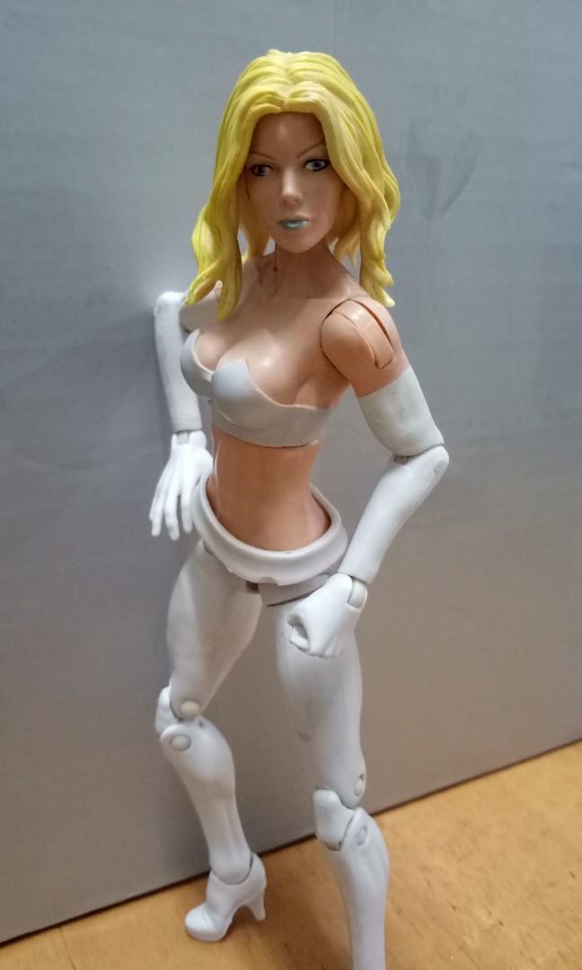 HASBRO MARVEL LEGENDS TOYS R US EXCLUSIVE PUCK WAVE EMMA FROST