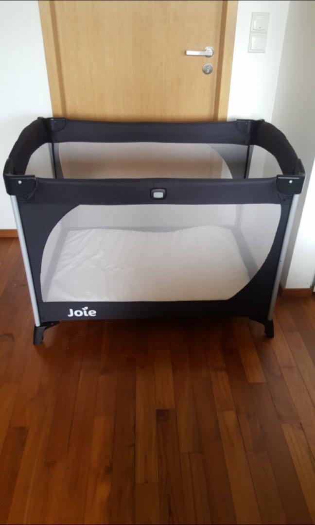 joie allura travel cot with bassinet